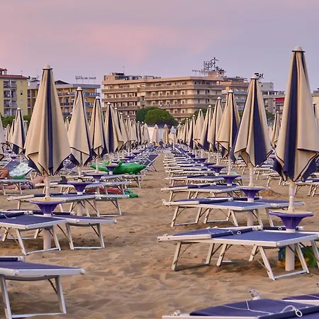 Two-bedroom In A Wonderful Apartment Bibione